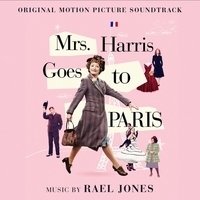 Из фильма "Миссис Харрис едет в Париж / Mrs. Harris Goes to Paris"